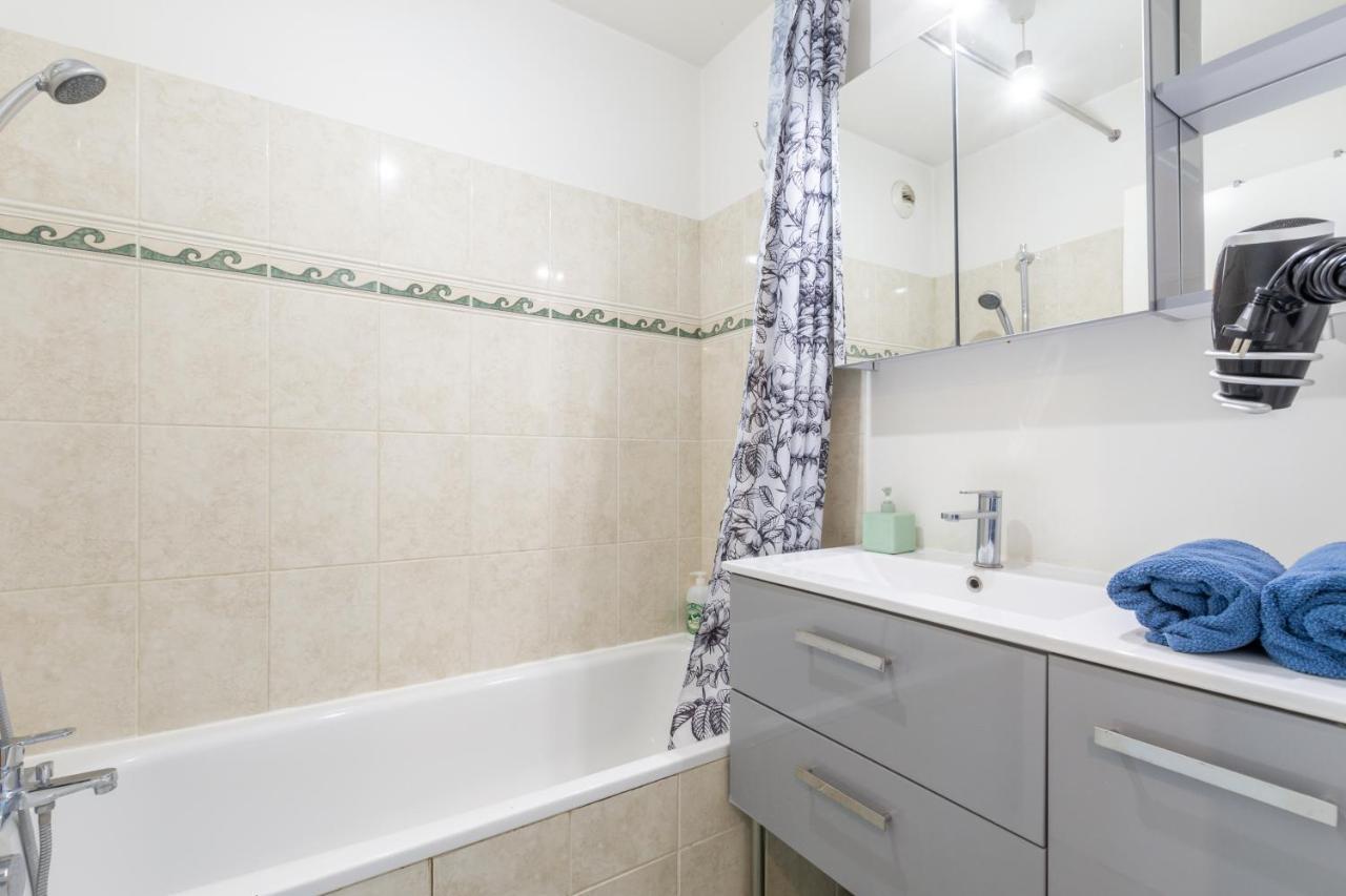 Family Travel Paris Apartment Bussy-Saint-Georges Exterior photo